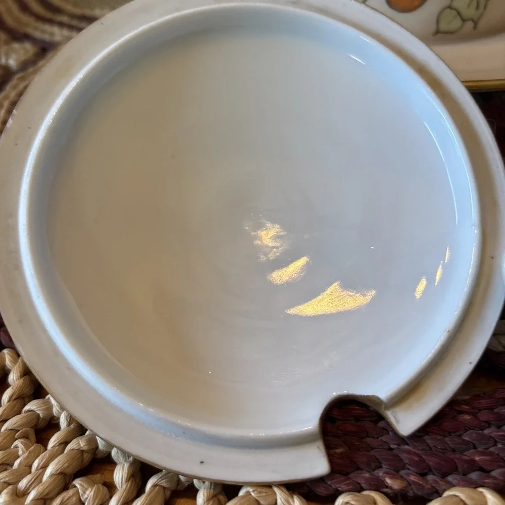 Antique Porcelain Covered Cream Soup Bowl Fruit Attached Under Plate Ladle‎ Gilt